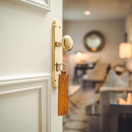 Grand Palace Hotel - Small Luxury Hotels Of The World Riga Exterior photo A door with a doorknob