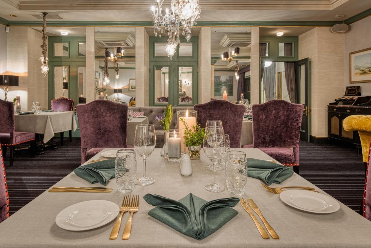 Grand Palace Hotel - Small Luxury Hotels Of The World Riga Exterior photo Restaurant